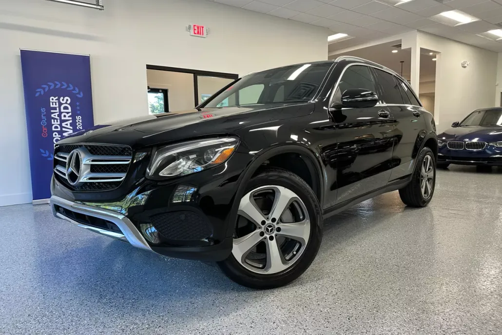 2019 Mercedes Benz GLC 300 4MATIC photo 1