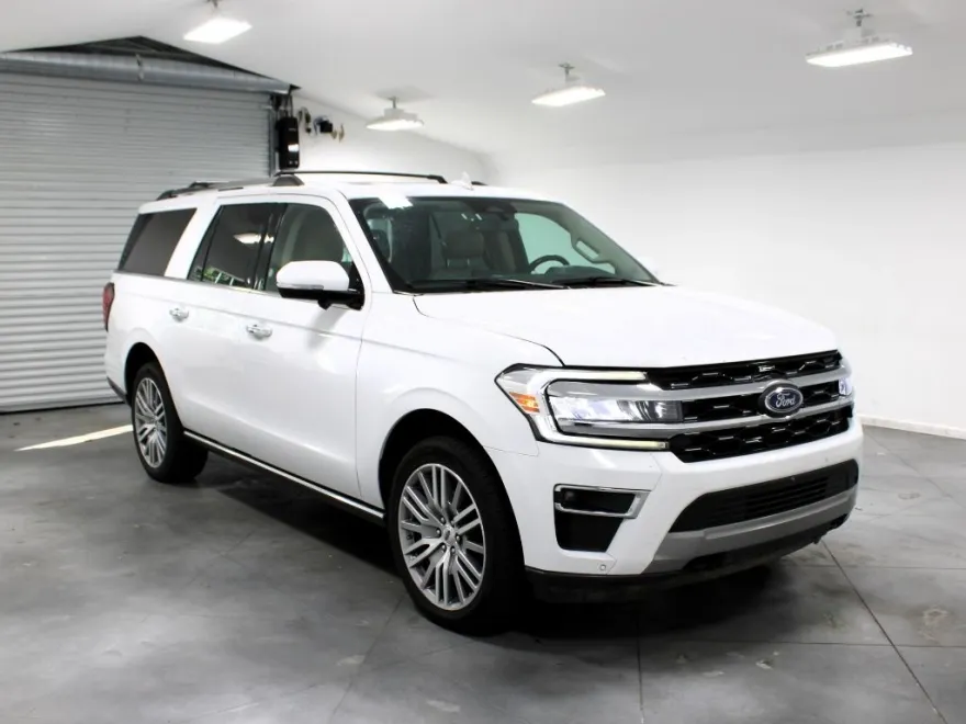 2023 Ford Expedition MAX Limited photo 1