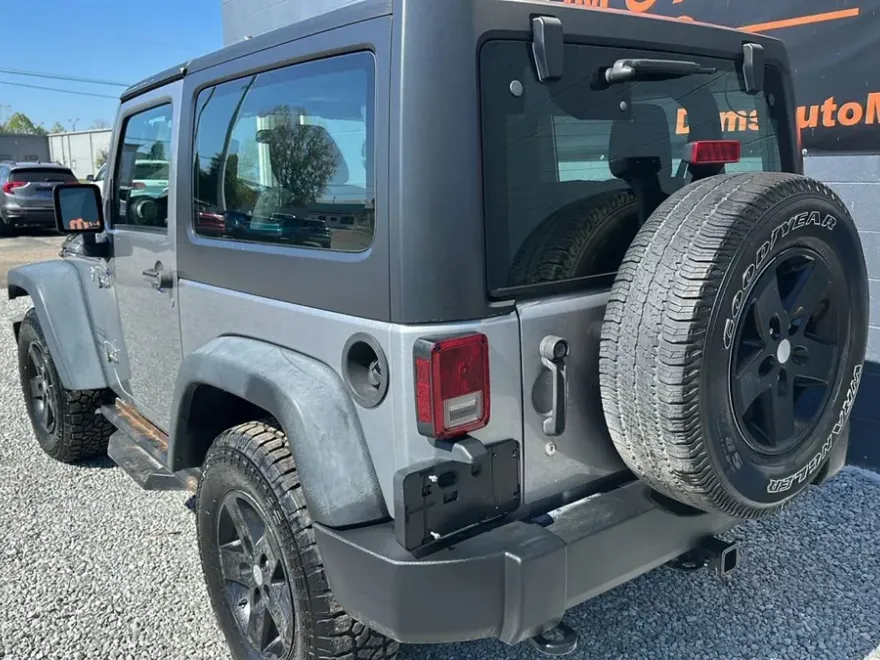 2016 Jeep Wrangler Sport photo 1
