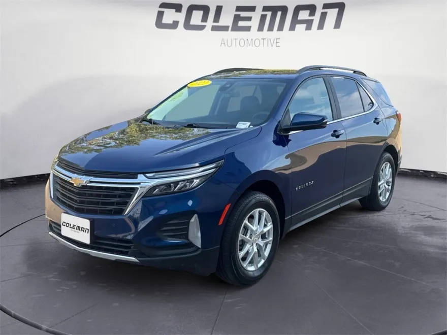 2022 Chevrolet Equinox LT photo 1