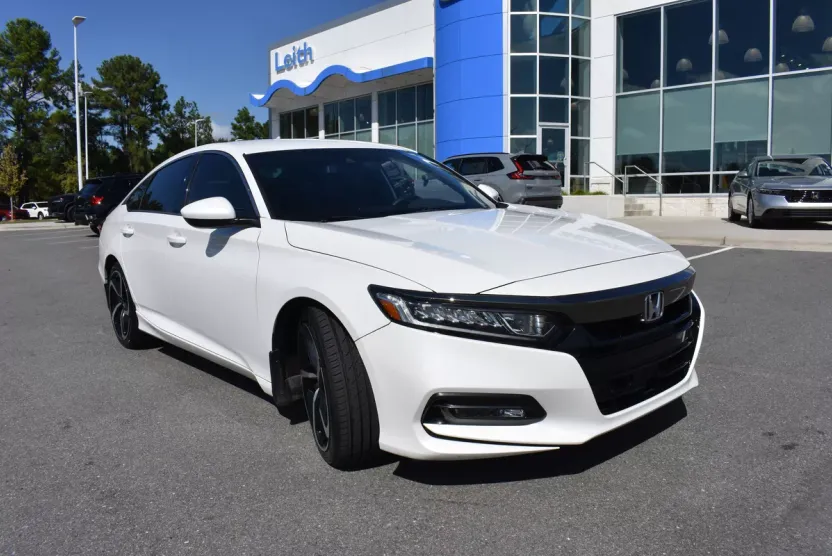 2018 Honda Accord Sport photo 1