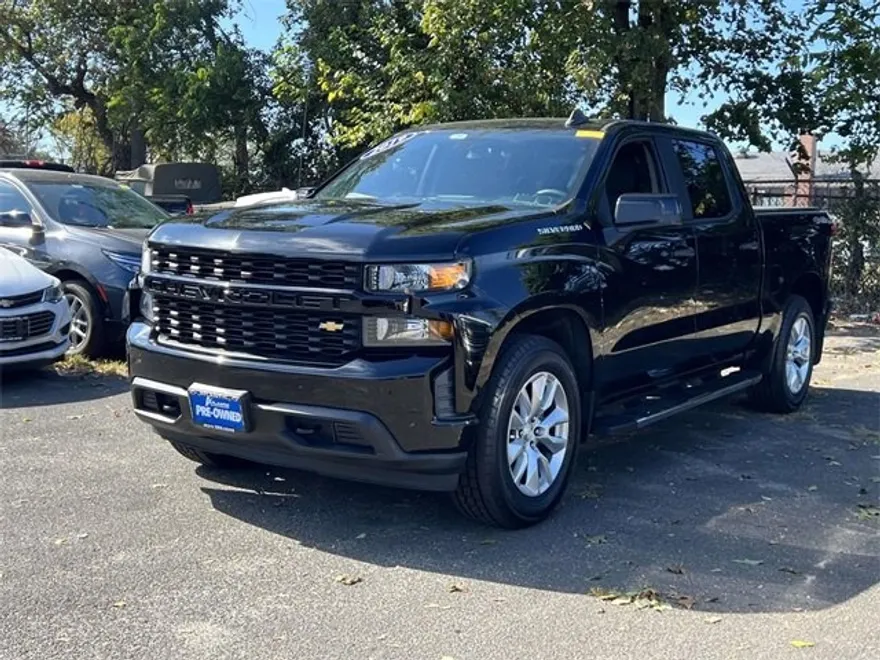 2019 Chevrolet Silverado 1500 Custom photo 1
