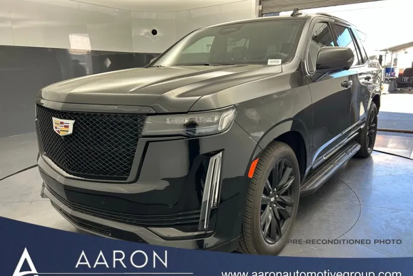 2024 Cadillac Escalade Sport photo 1