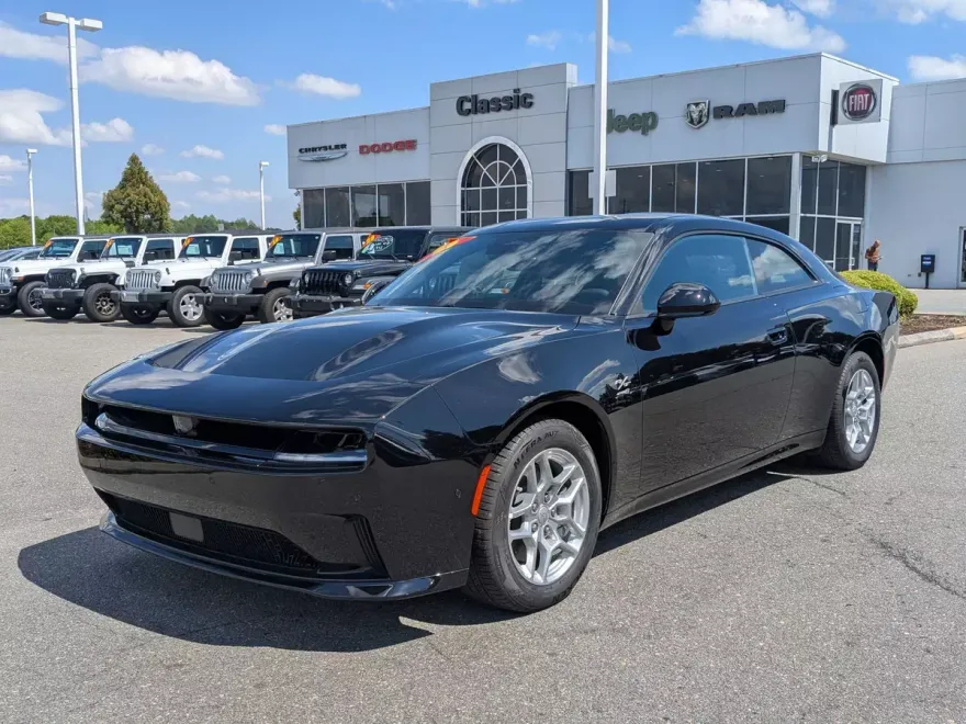2025 Dodge Charger R/T photo 1