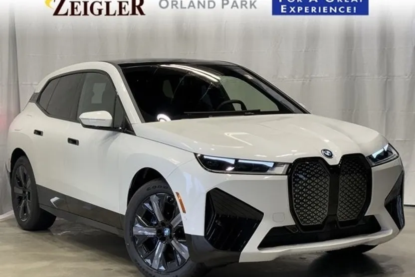 2025 Bmw iX photo 1