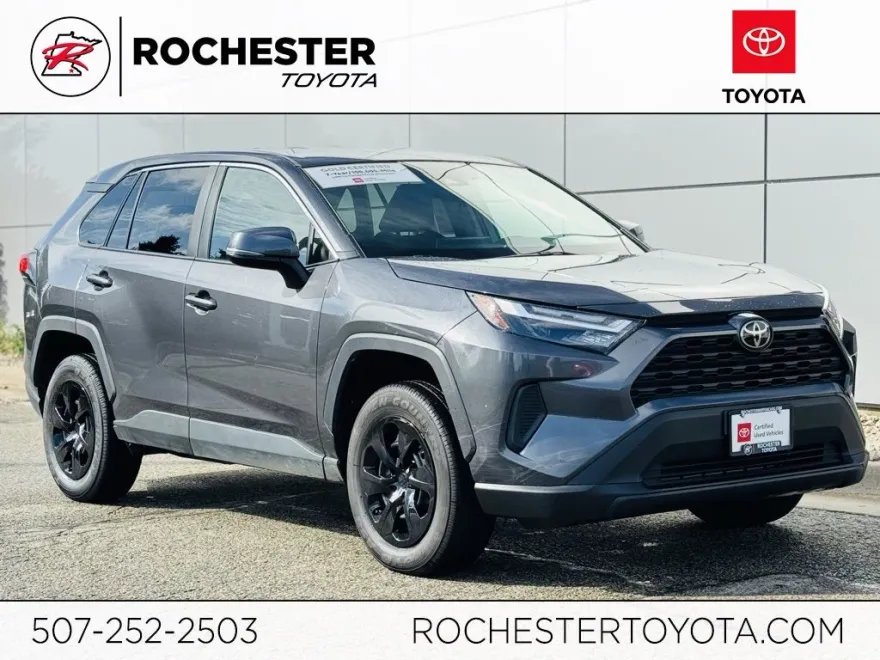 2025 Toyota RAV4 LE photo 1