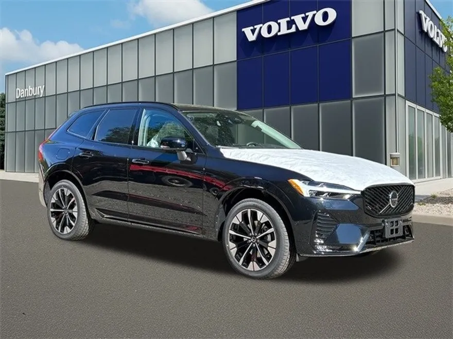 2026 Volvo XC60 B5 Plus photo 1
