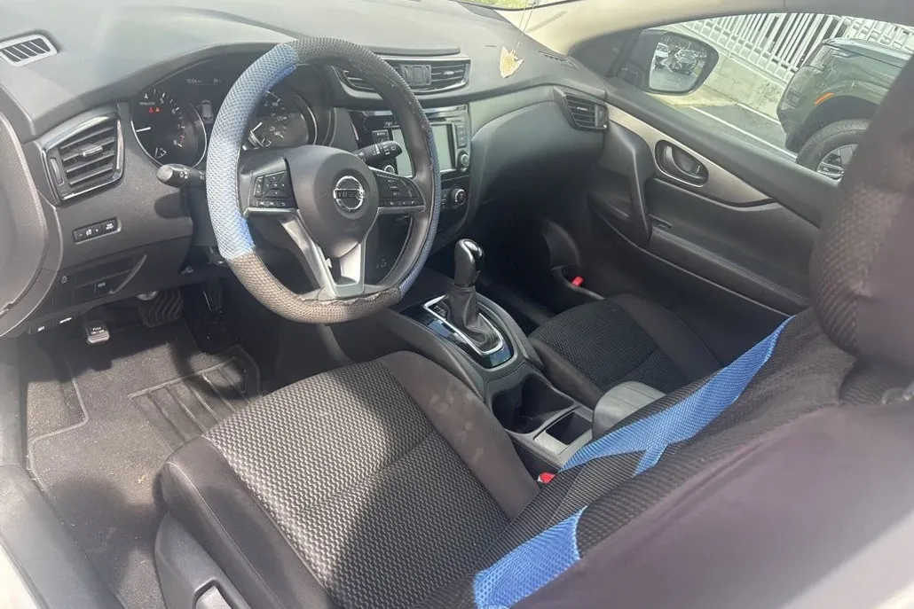 2019 Nissan Rogue Sport S photo 1