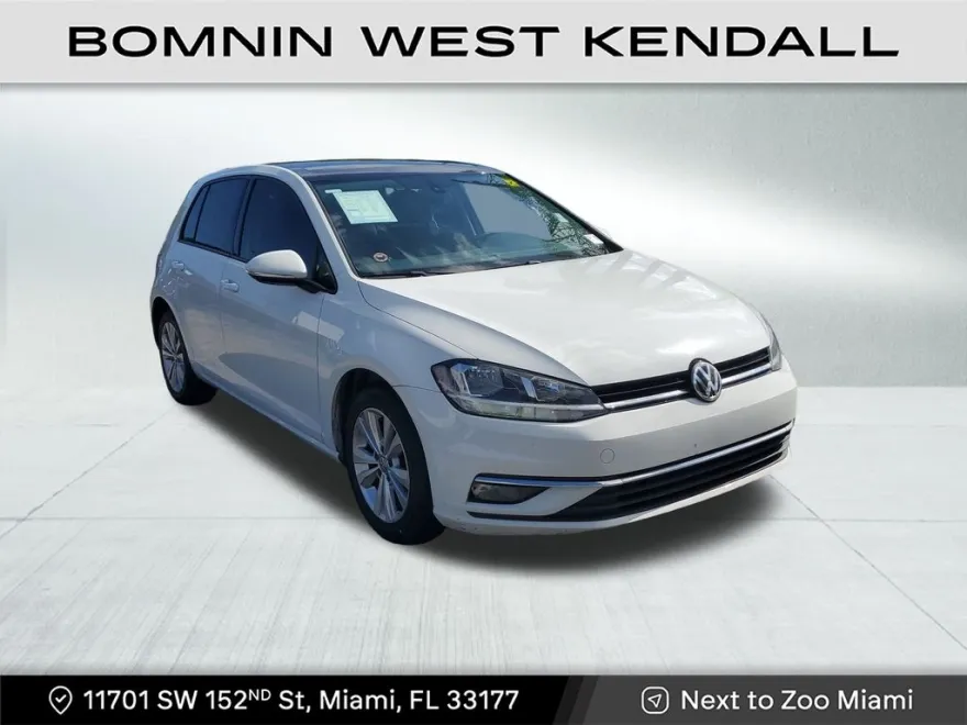 2018 Volkswagen Golf TSI SE photo 1