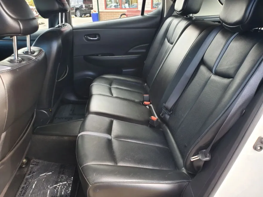 2019 Nissan Leaf SL Plus photo 6
