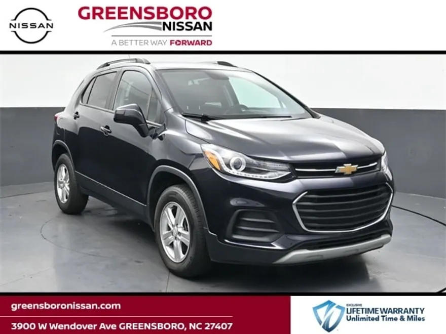 2021 Chevrolet Trax LT photo 1