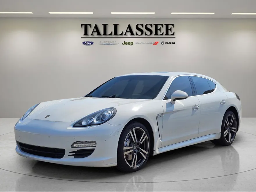 2012 Porsche Panamera S photo 1