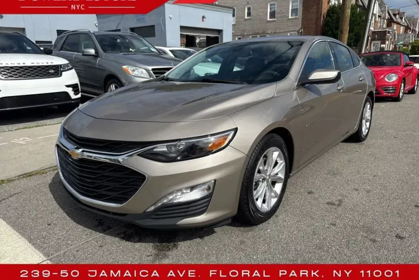 2022 Chevrolet Malibu 1LT photo 1
