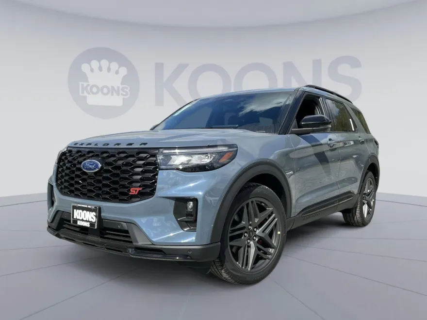 2025 Ford Explorer ST photo 1