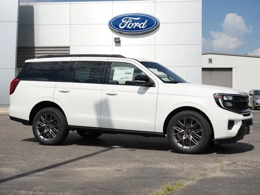 2025 Ford Expedition Platinum photo 1