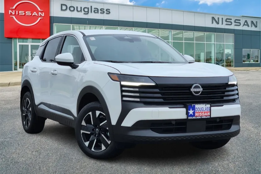 2025 Nissan Kicks SV photo 1