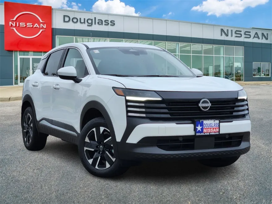 2025 Nissan Kicks SV photo 1