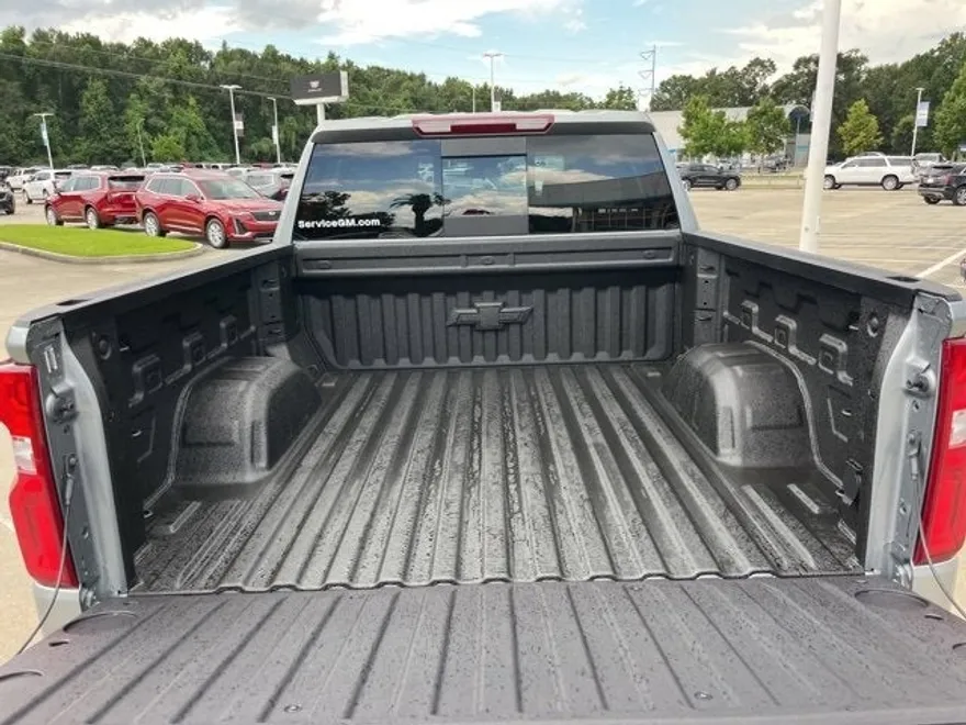 2026 Chevrolet Silverado 1500 LT Trail Boss photo 1