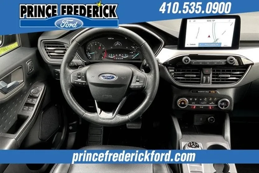 2020 Ford Escape SEL photo 1