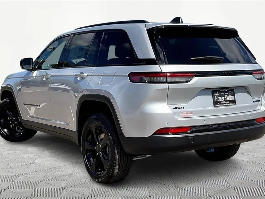 2025 Jeep Grand Cherokee Limited photo 1