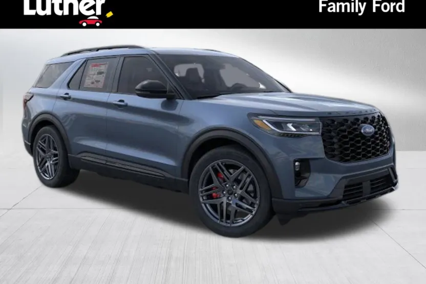 2025 Ford Explorer ST photo 1