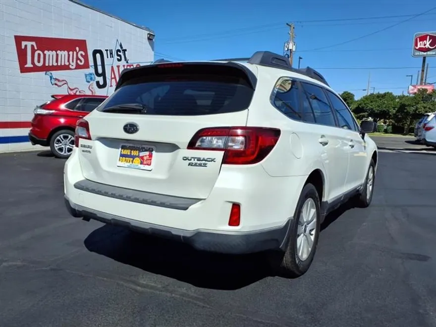 2017 Subaru Outback 2.5i photo 1
