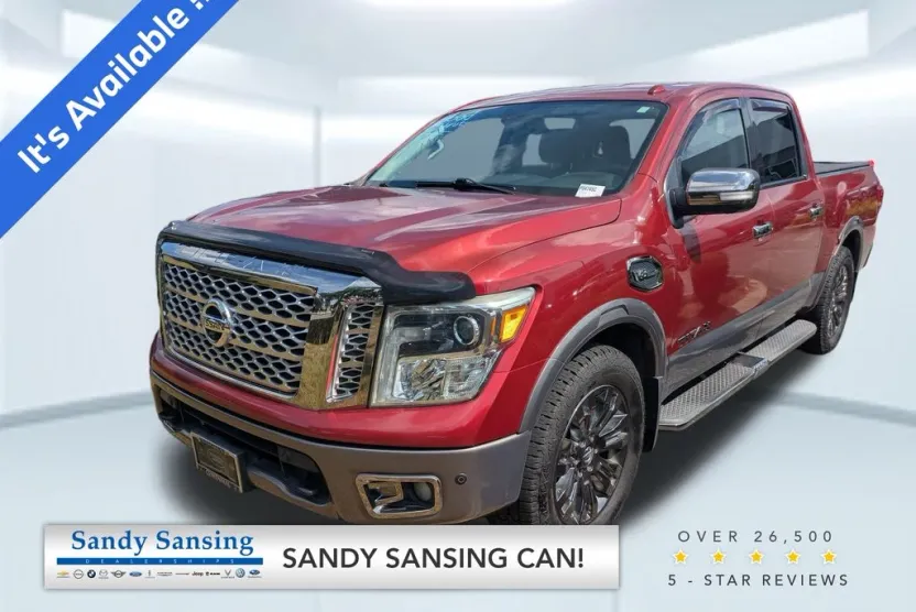 2017 Nissan Titan Platinum Reserve Crew Cab photo 1