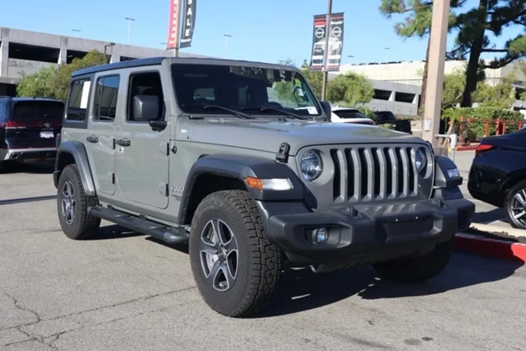 2018 Jeep Wrangler Unlimited Sport S photo 1