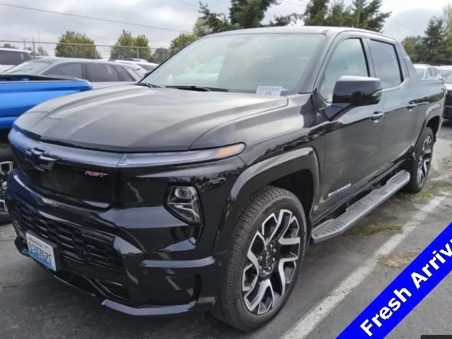 2024 Chevrolet Silverado EV RST photo 1