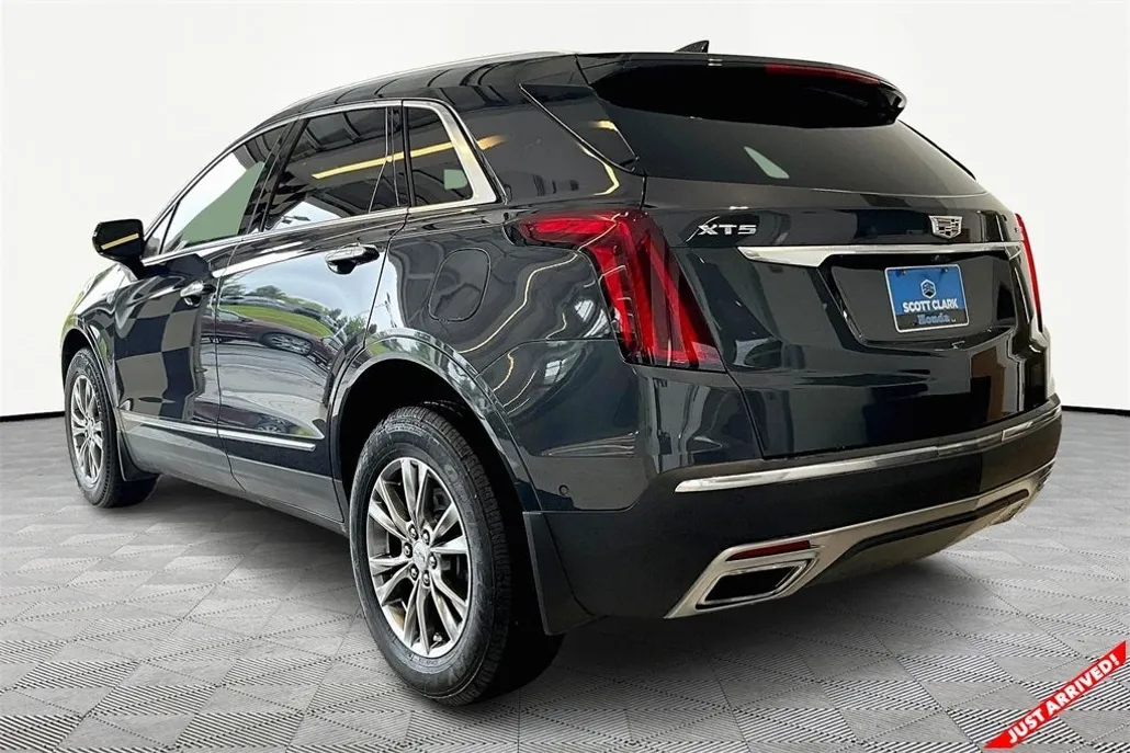 2021 Cadillac XT5 Premium Luxury photo 1
