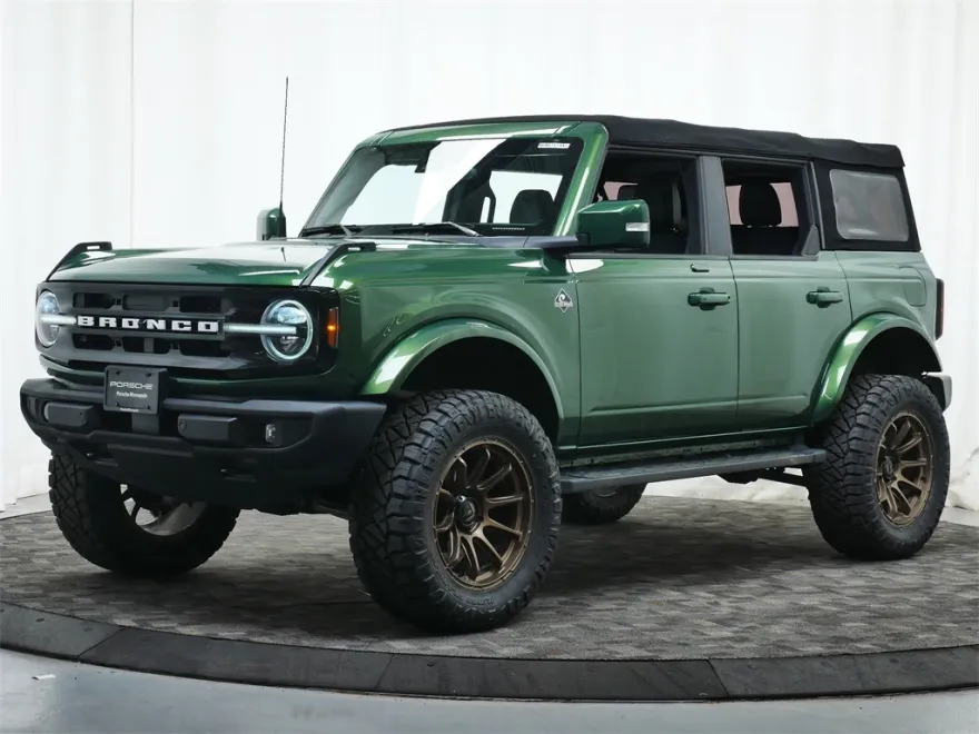 2022 Ford Bronco Base Big Bend Black Diamond Outer Banks Badlands Wildtrak Everglades photo 1