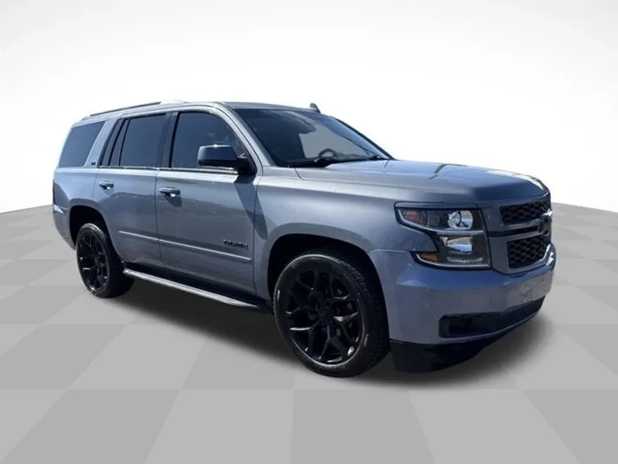 2016 Chevrolet Tahoe LTZ photo 1