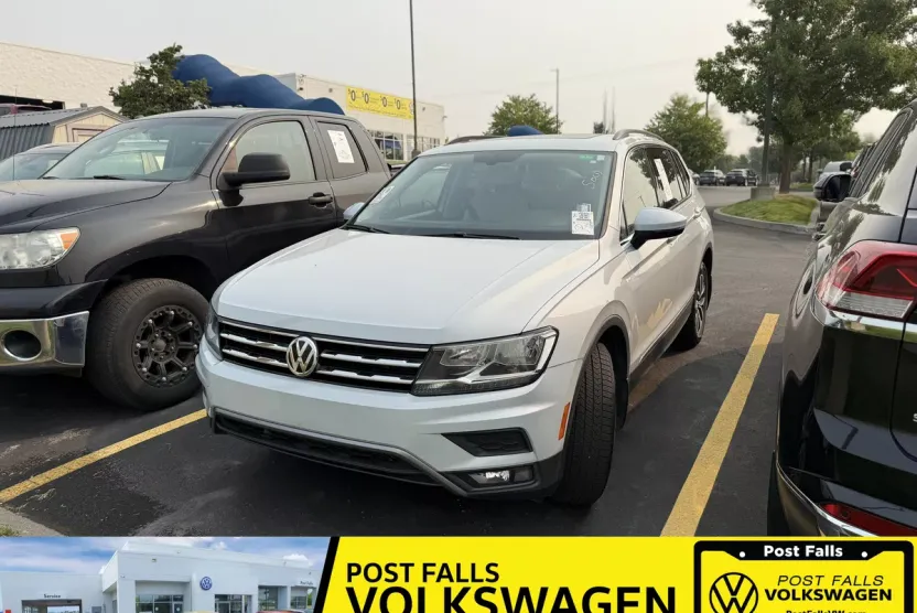 2018 Volkswagen Tiguan SEL photo 1