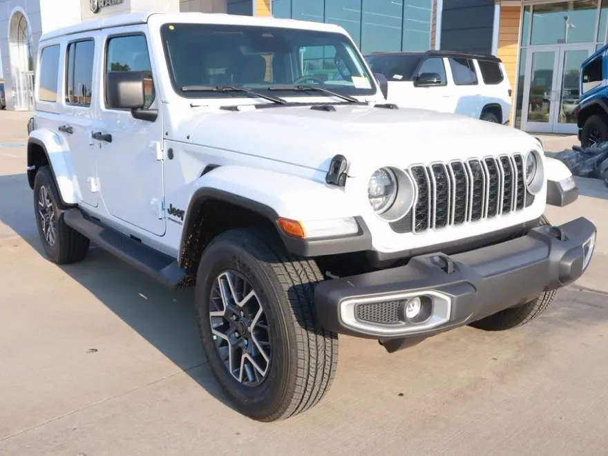 2025 Jeep Wrangler Sahara photo 1