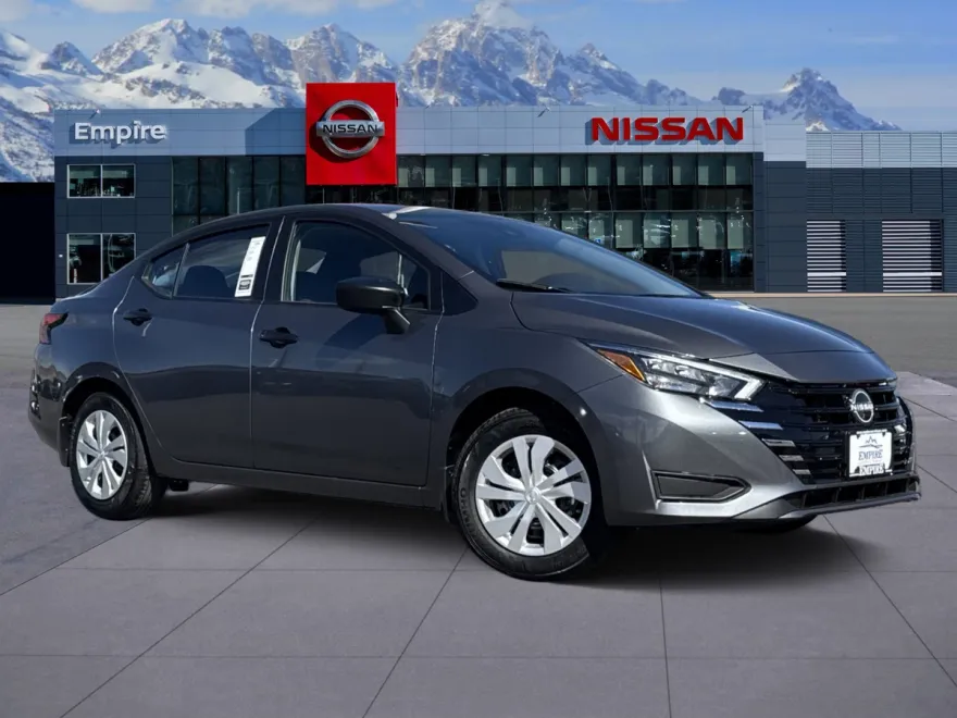 2025 Nissan Versa S photo 1