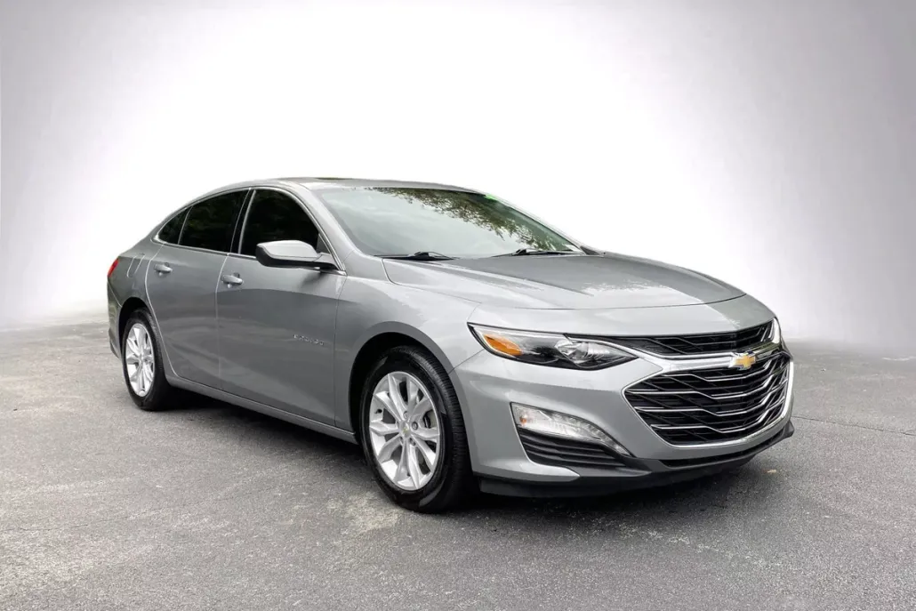 2024 Chevrolet Malibu 1LT photo 1
