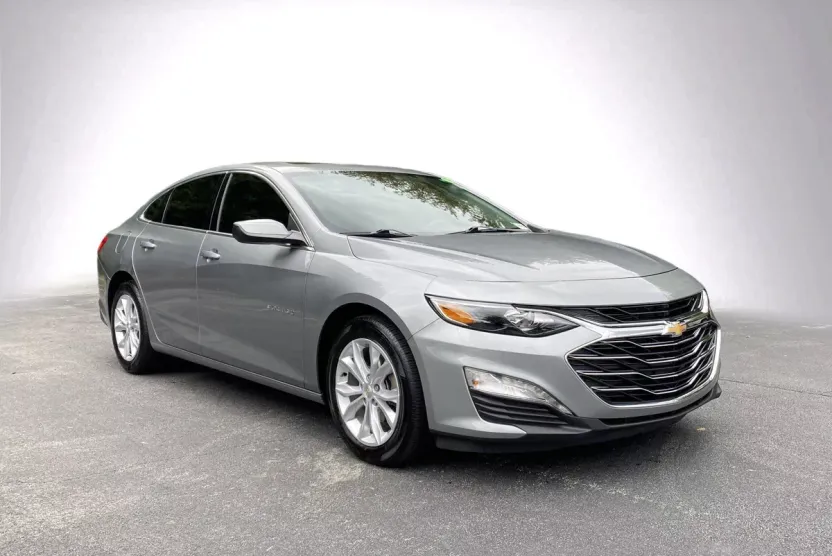 2024 Chevrolet Malibu 1LT photo 1
