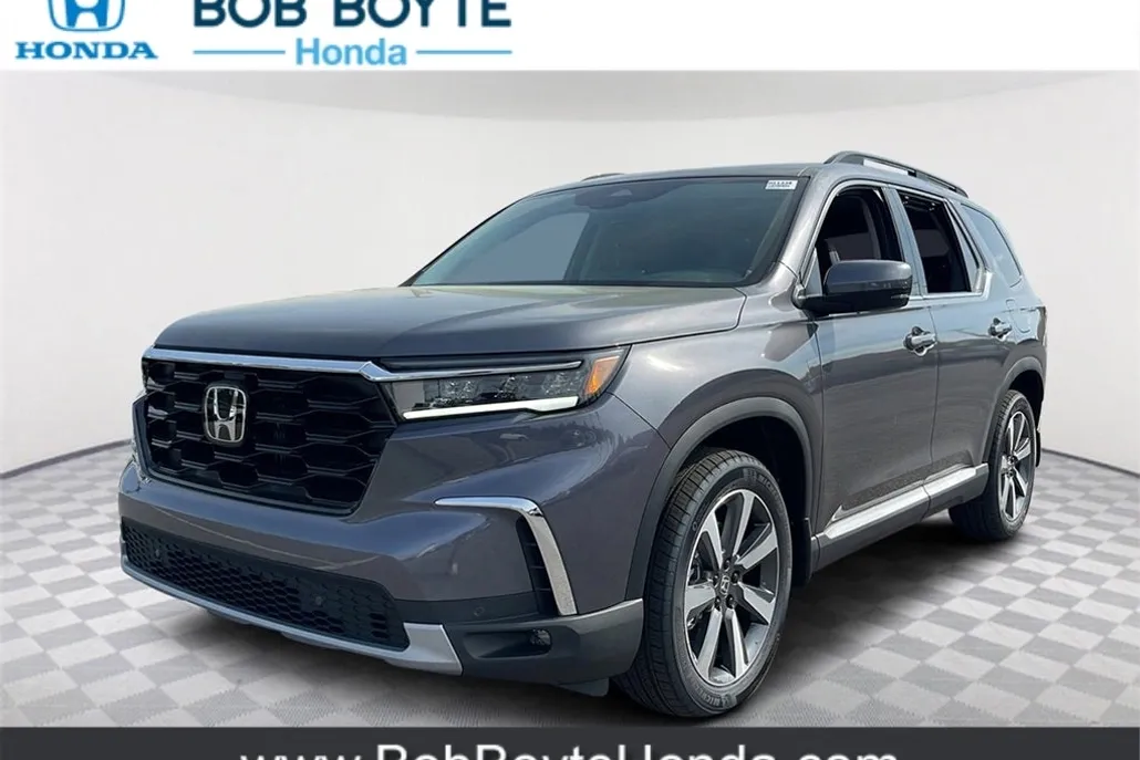 2025 Honda Pilot Touring photo 1