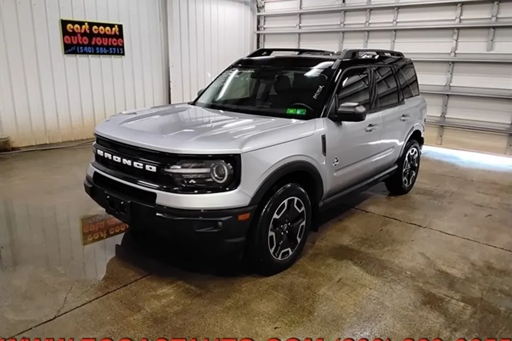 2022 Ford Bronco Sport Outer Banks photo 1