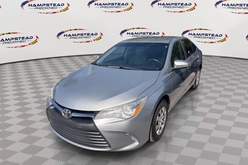 2017 Toyota Camry XLE XSE photo 1