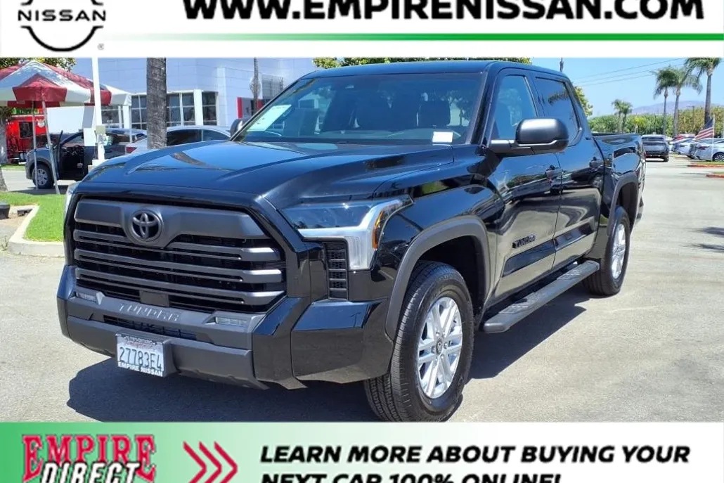2025 Toyota Tundra SR5 photo 1