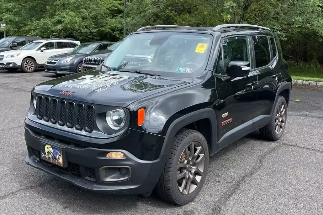 2016 Jeep Renegade Latitude photo 1