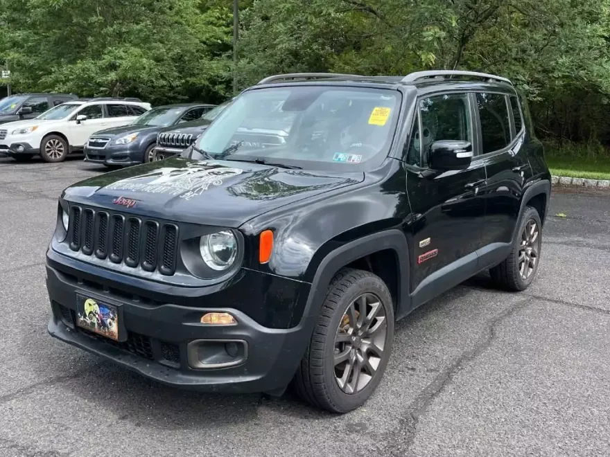 2016 Jeep Renegade Latitude photo 1