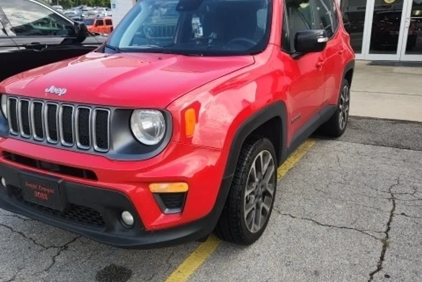 2022 Jeep Renegade Limited photo 1
