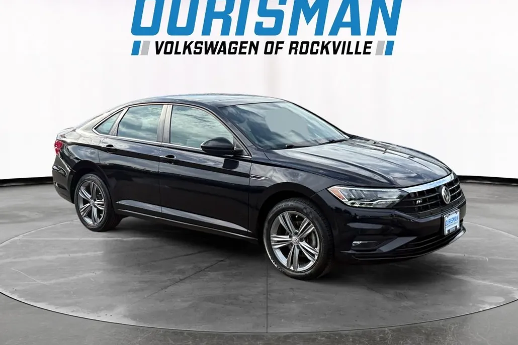 2019 Volkswagen Jetta R-Line photo 1