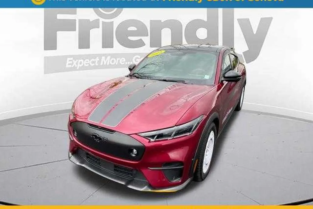 2025 Ford Mustang Mach-E GT photo 1