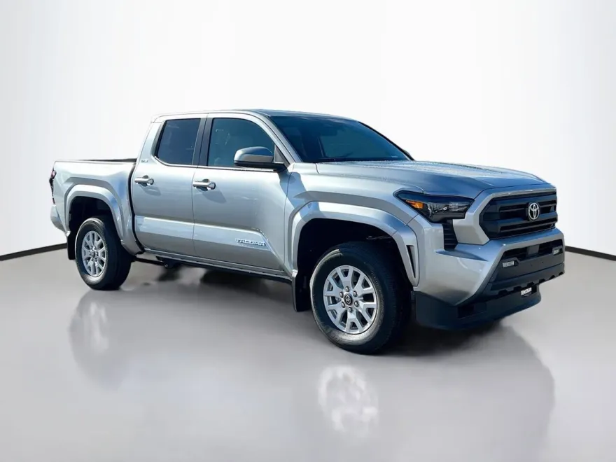 2025 Toyota Tacoma SR5 photo 1