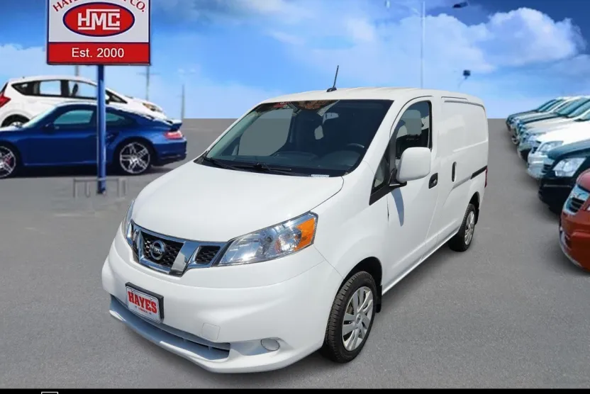 2020 Nissan NV200 SV photo 1