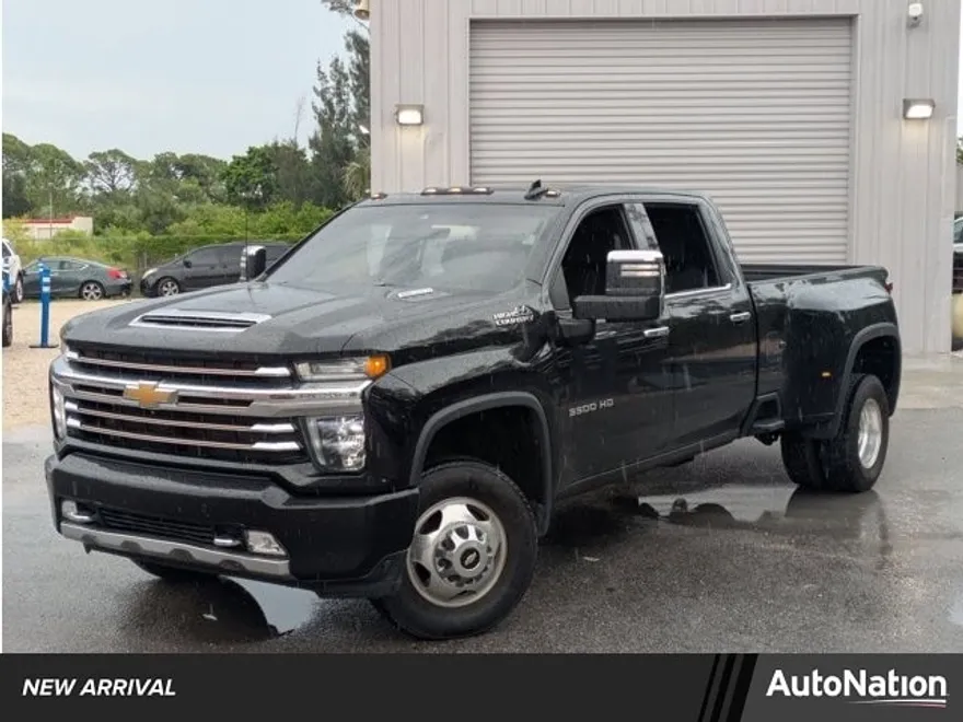 2021 Chevrolet Silverado 3500HD High Country photo 1