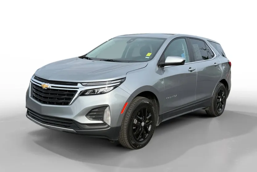 2024 Chevrolet Equinox LT photo 1